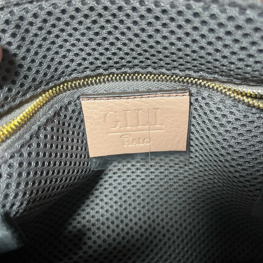 G.I.L.I. Halo Clutch/Accessories Bag